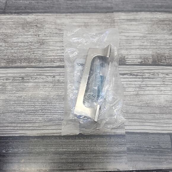 Brainerd 3" Rectangular Satin Nickel Cabinet Pull Handle 3Packs [95] - Picture 4 of 9